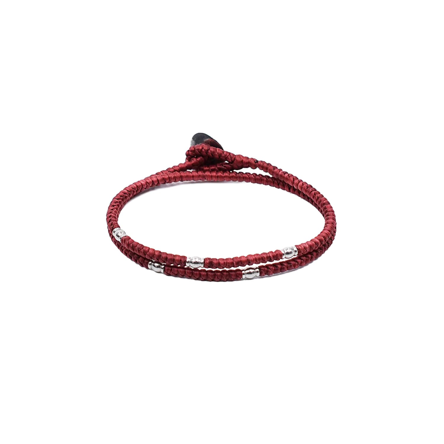 צמיד קלוע שחור עם חרוזי כסף - סגנון ספורטיבי